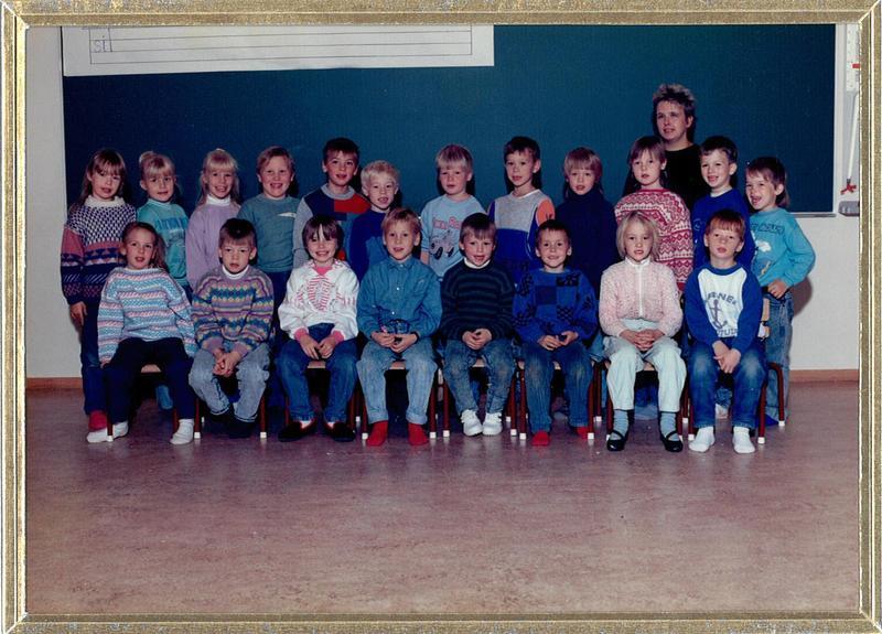 1. klasse 1988 - 1989 Storbukt skole